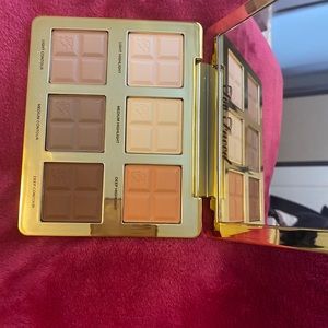 Too Faced Cocoa Contour palette